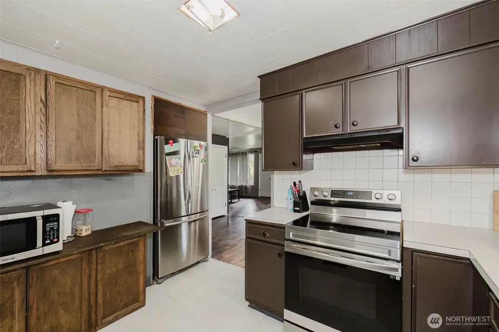 3190 Bartolatz Road W Bremerton WA 98312