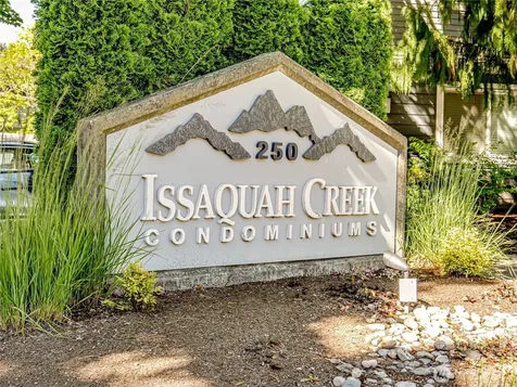 250 NW Dogwood Street Issaquah WA 98027