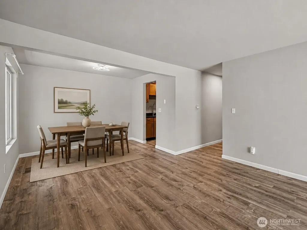 9905 NE 124 Street Kirkland WA 98034