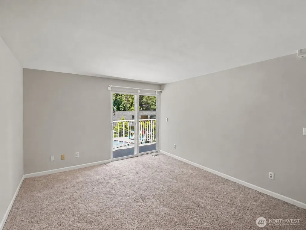 9905 NE 124 Street Kirkland WA 98034