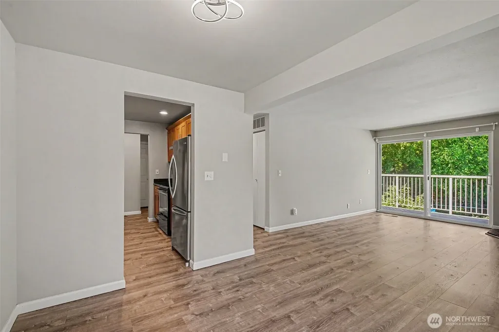 9905 NE 124 Street Kirkland WA 98034