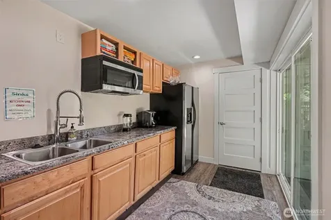 9905 NE 124 Street Kirkland WA 98034