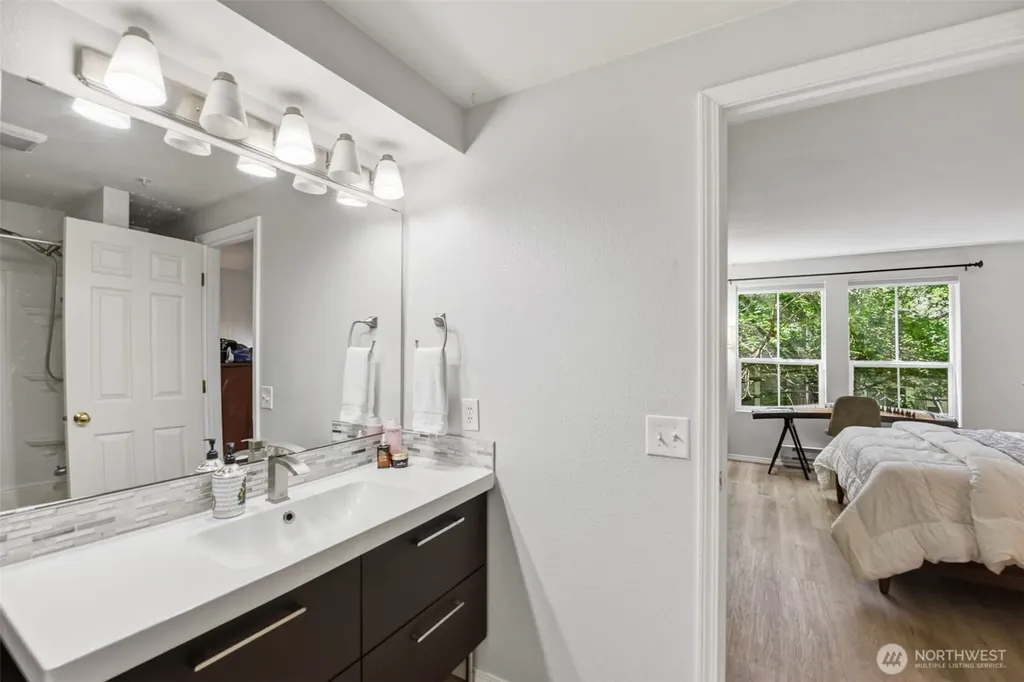 4423 249th Terrace SE Issaquah WA 98029