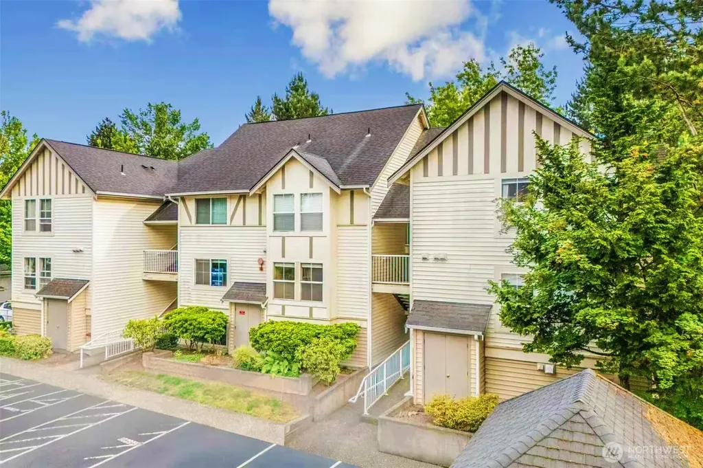 4423 249th Terrace SE Issaquah WA 98029