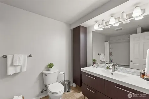 4423 249th Terrace SE Issaquah WA 98029
