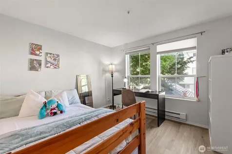4423 249th Terrace SE Issaquah WA 98029