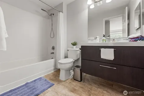 4423 249th Terrace SE Issaquah WA 98029