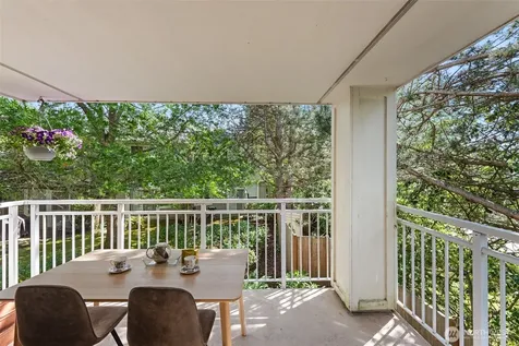 4423 249th Terrace SE Issaquah WA 98029