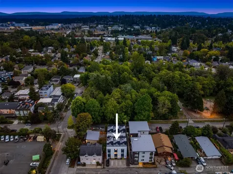 9553 Ashworth Avenue N Seattle WA 98103