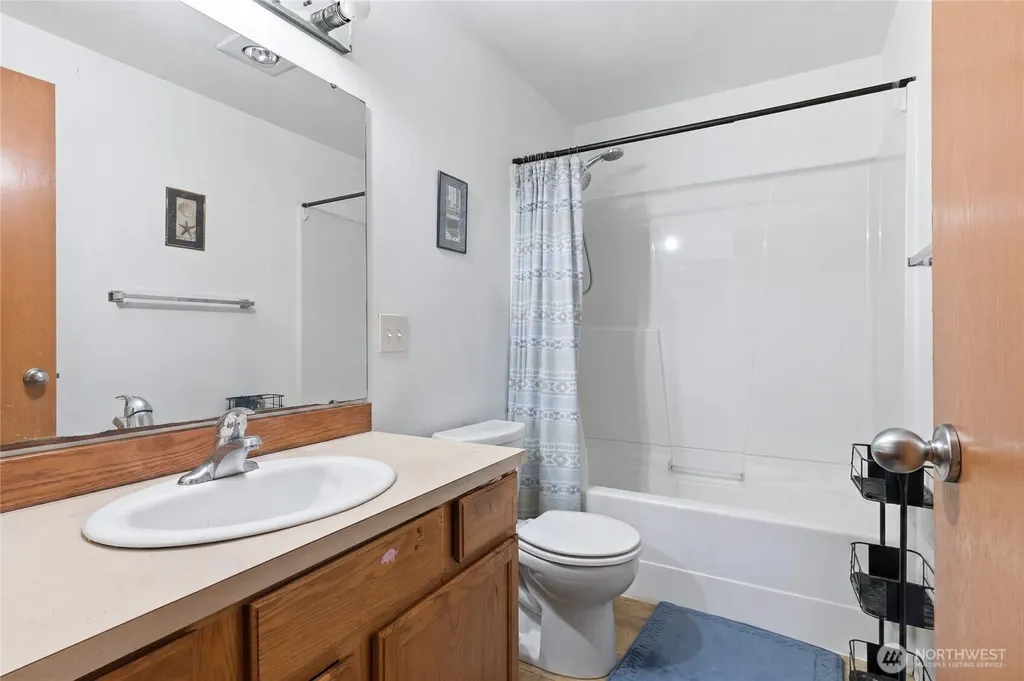 1529 NE 150th Street Shoreline WA 98155
