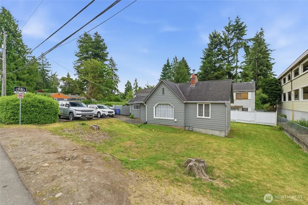 1529 NE 150th Street Shoreline WA 98155
