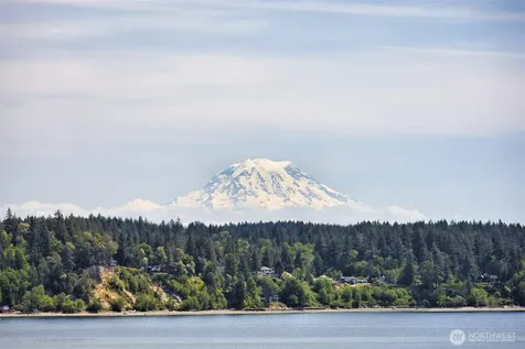 211 E Vineyard Crest Road Grapeview WA 98546