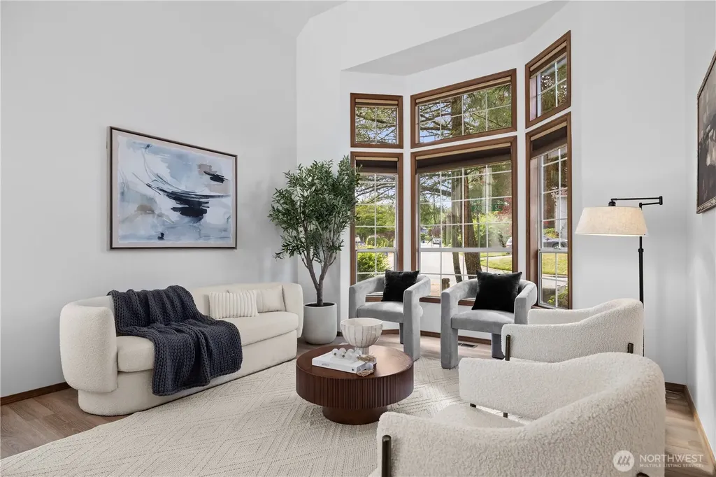 3736 248th Place SE Sammamish WA 98029