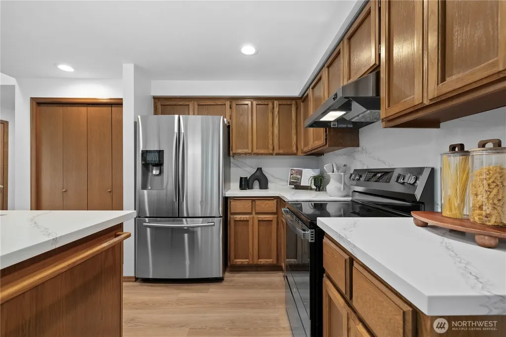 3736 248th Place SE Sammamish WA 98029