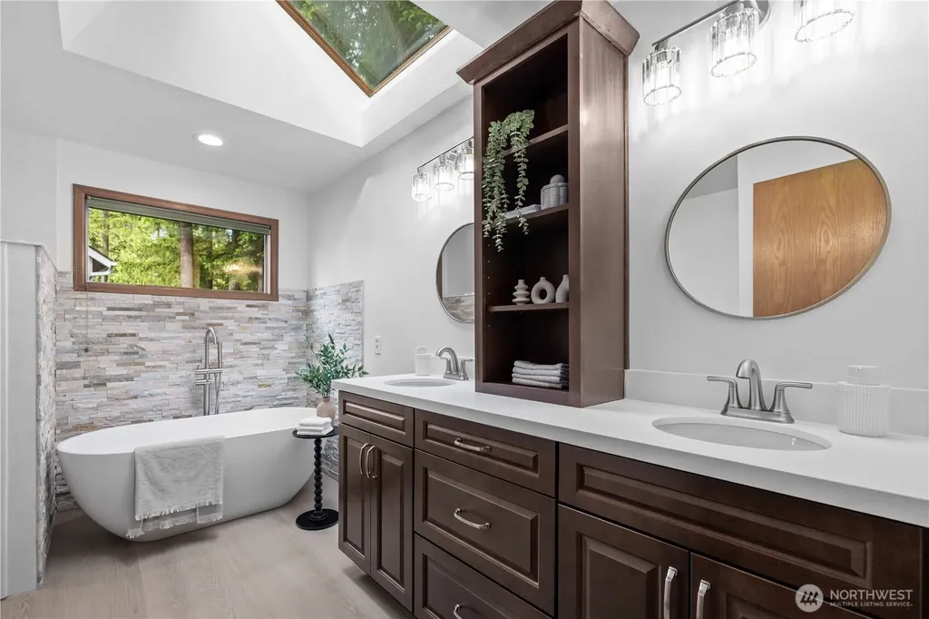 3736 248th Place SE Sammamish WA 98029