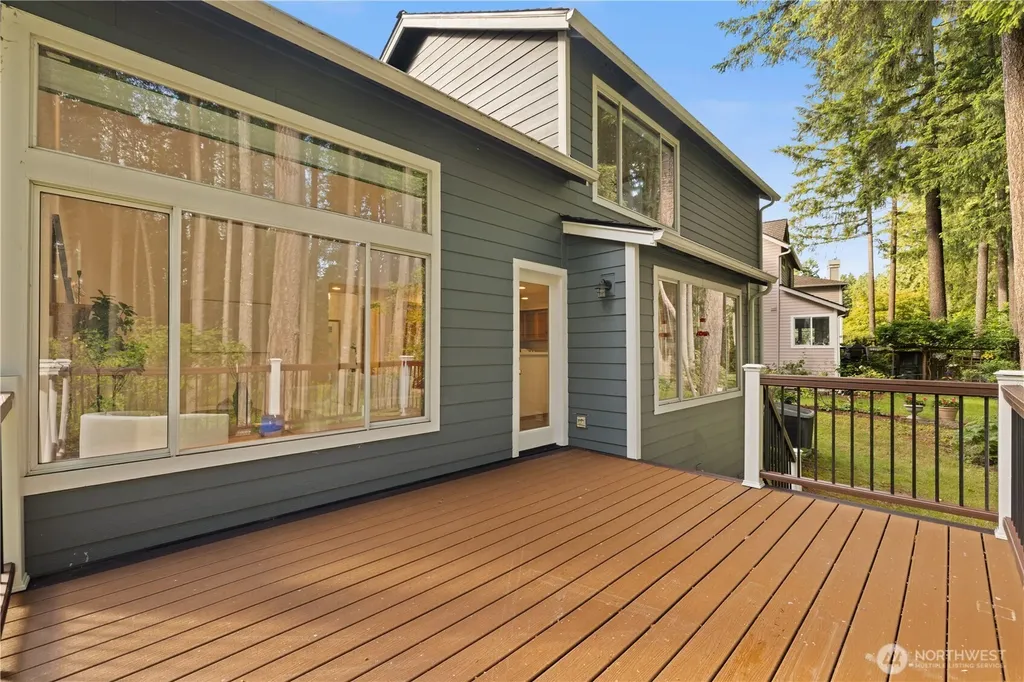 3736 248th Place SE Sammamish WA 98029