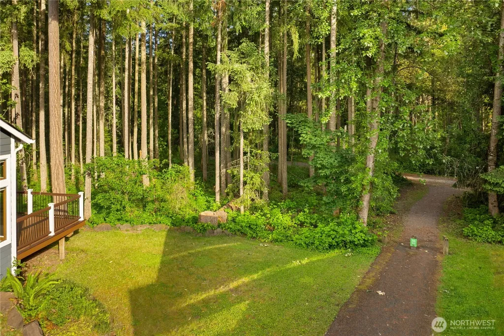 3736 248th Place SE Sammamish WA 98029