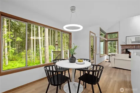 3736 248th Place SE Sammamish WA 98029