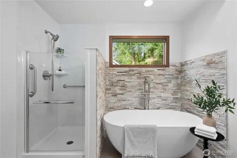 3736 248th Place SE Sammamish WA 98029