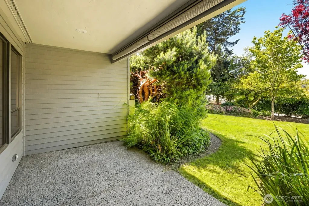 11626 100th Avenue NE Kirkland WA 98034
