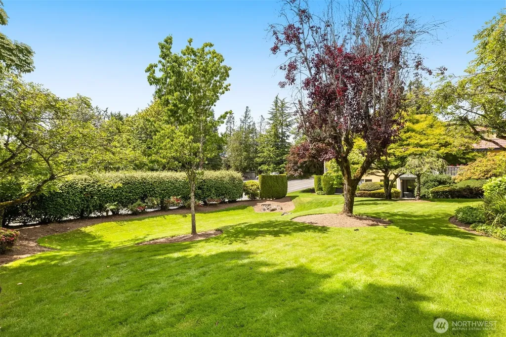 11626 100th Avenue NE Kirkland WA 98034