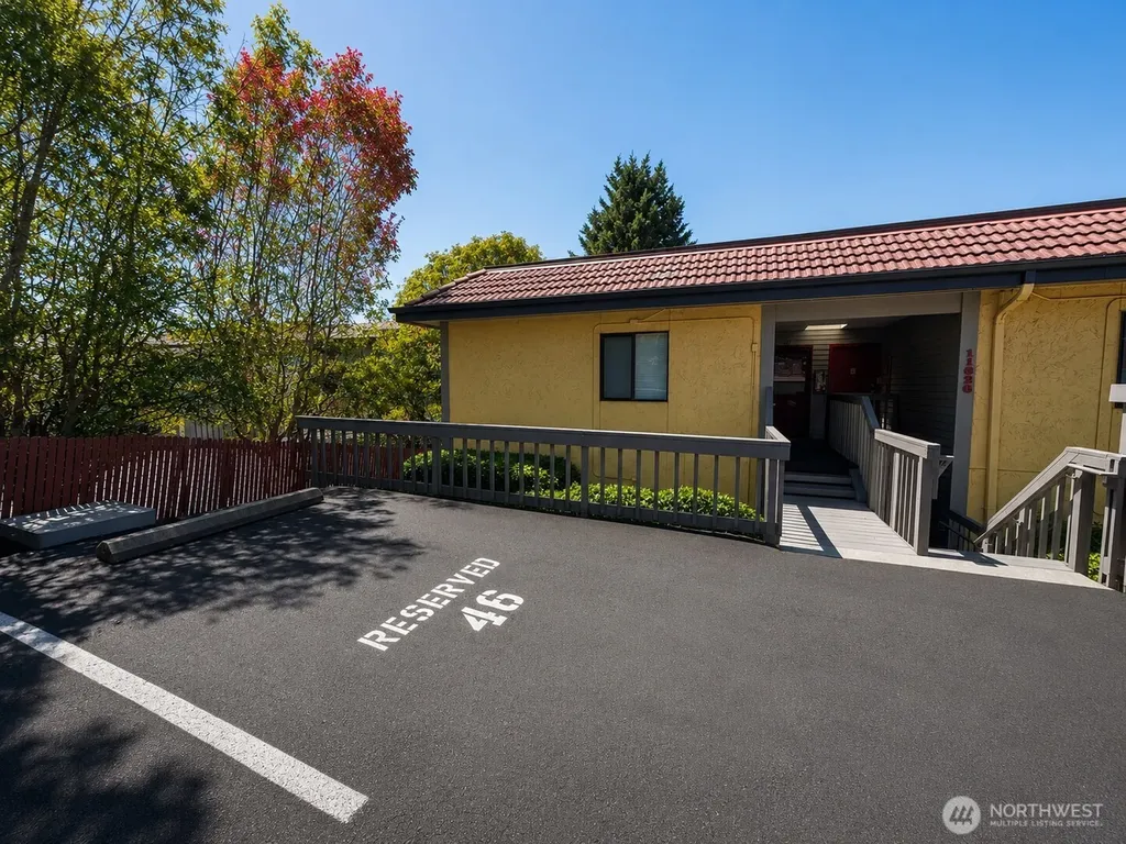 11626 100th Avenue NE Kirkland WA 98034