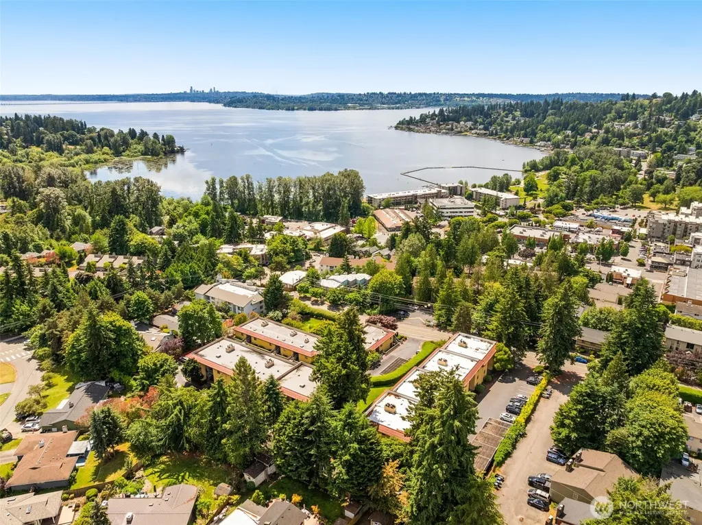 11626 100th Avenue NE Kirkland WA 98034