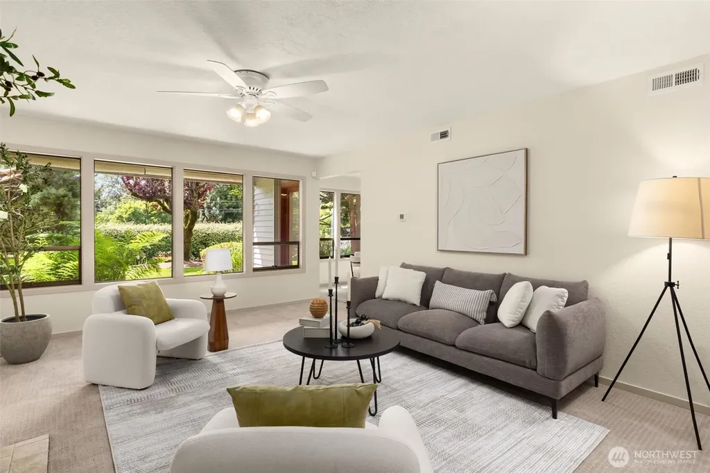 11626 100th Avenue NE Kirkland WA 98034
