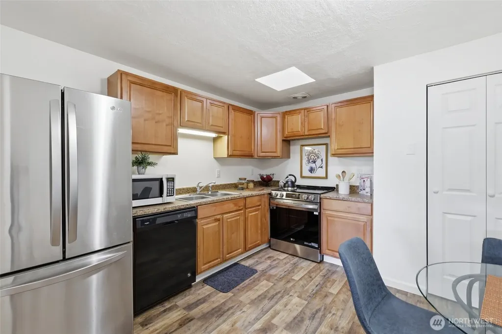 4308 NE Sunset Boulevard Renton WA 98059