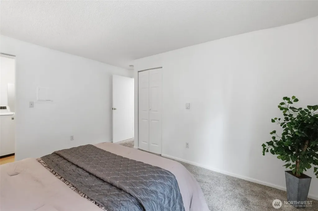 4308 NE Sunset Boulevard Renton WA 98059