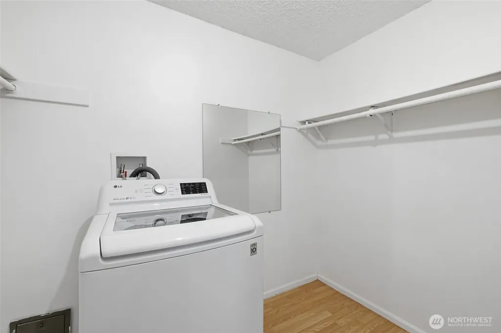 4308 NE Sunset Boulevard Renton WA 98059