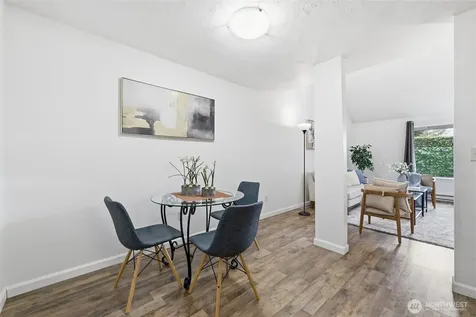 4308 NE Sunset Boulevard Renton WA 98059