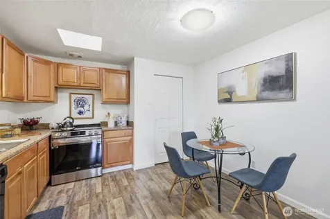 4308 NE Sunset Boulevard Renton WA 98059