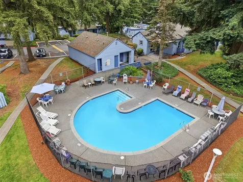 4308 NE Sunset Boulevard Renton WA 98059
