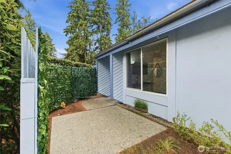 4308 NE Sunset Boulevard Renton WA 98059
