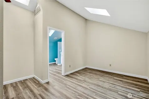 1805 Village Green Drive Mill Creek WA 98012