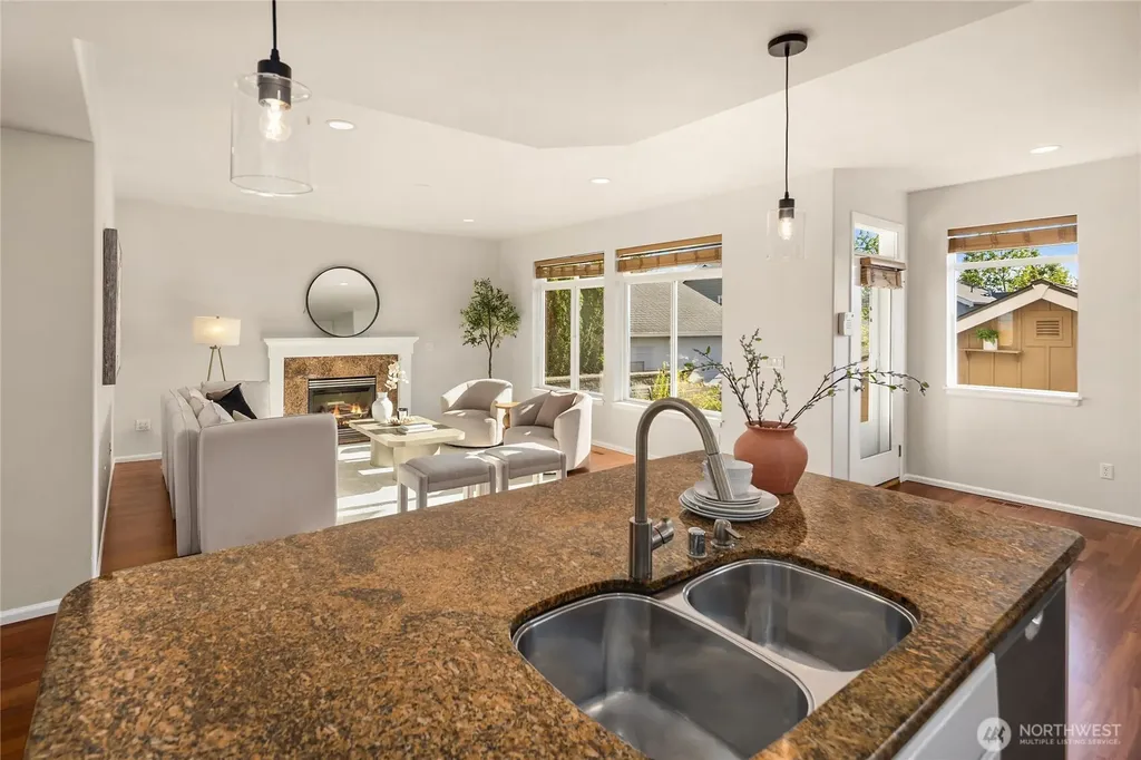 2441 31st Avenue NE Issaquah WA 98029