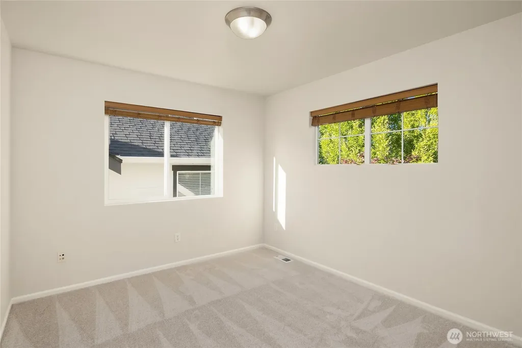 2441 31st Avenue NE Issaquah WA 98029