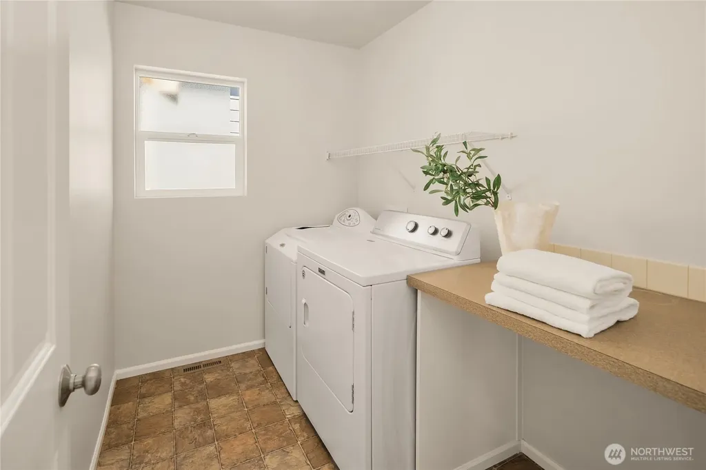 2441 31st Avenue NE Issaquah WA 98029