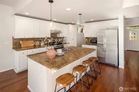 2441 31st Avenue NE Issaquah WA 98029