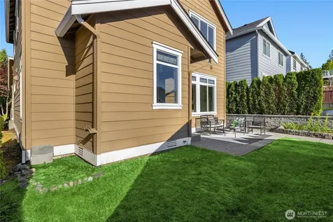 2441 31st Avenue NE Issaquah WA 98029