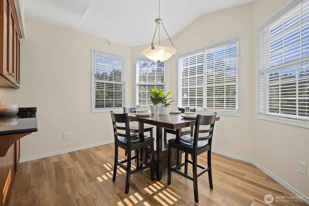 2412 173rd Avenue Ct E Lake Tapps WA 98391