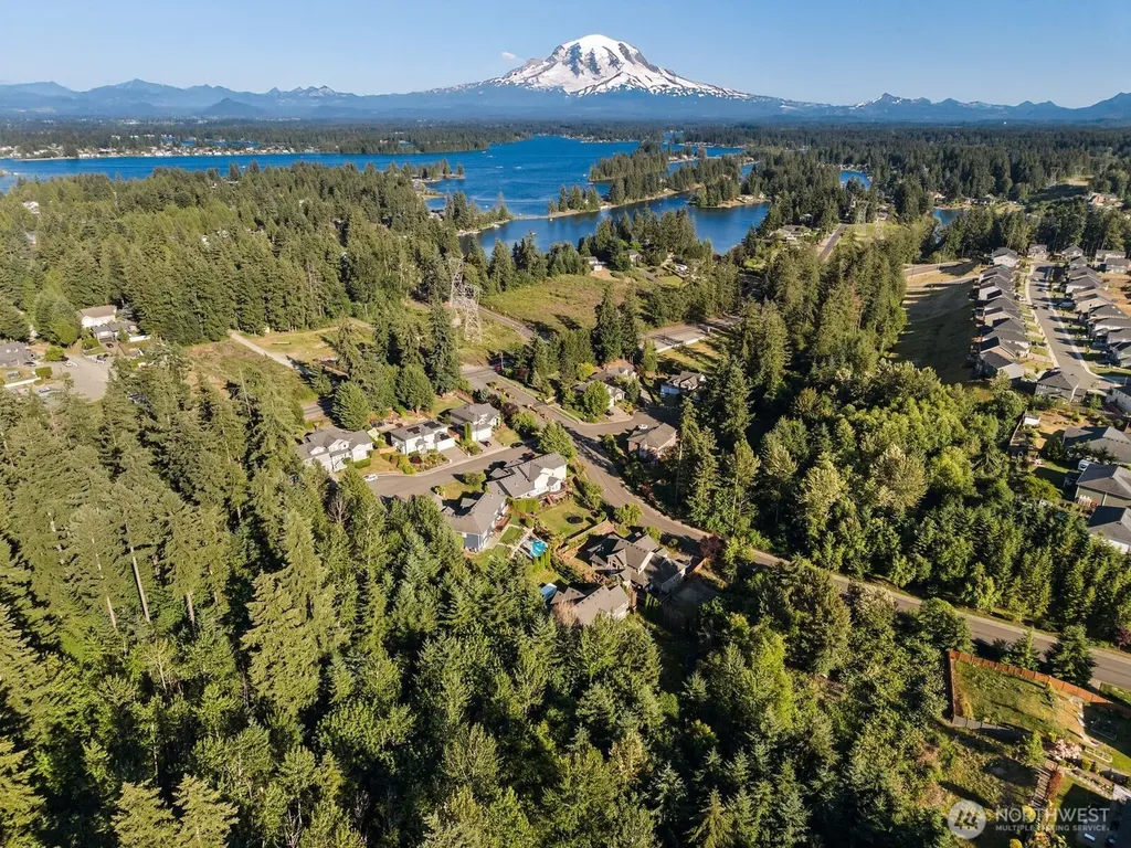 2412 173rd Avenue Ct E Lake Tapps WA 98391