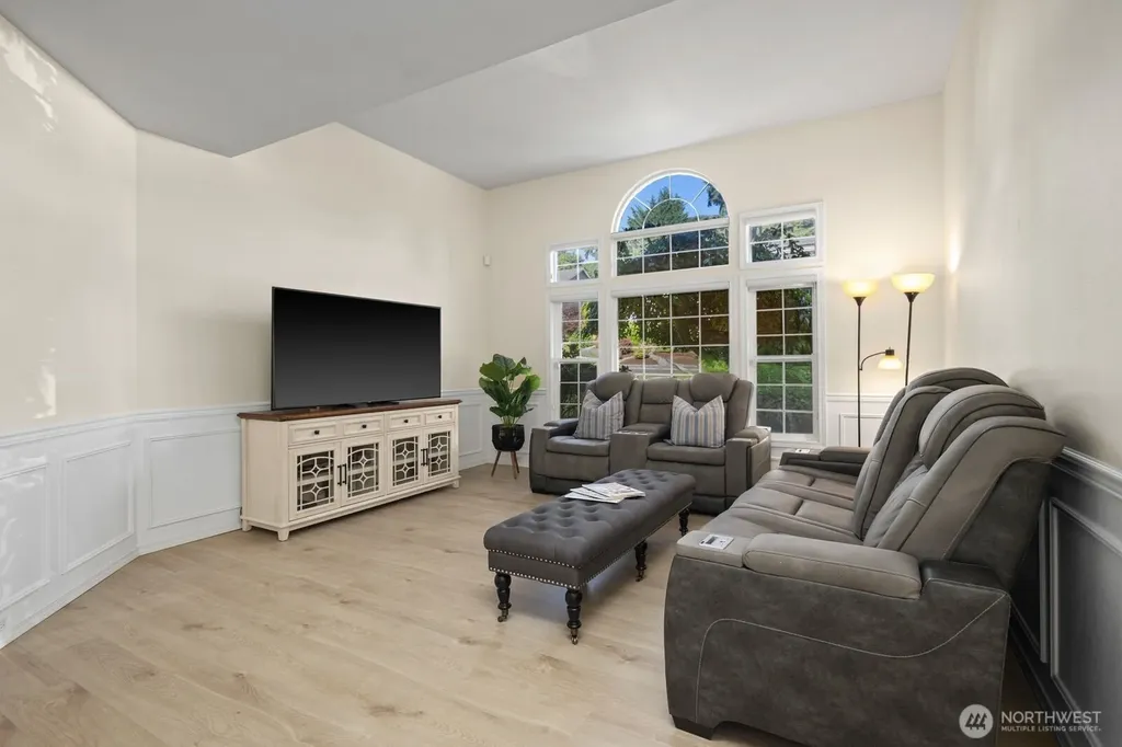 2412 173rd Avenue Ct E Lake Tapps WA 98391