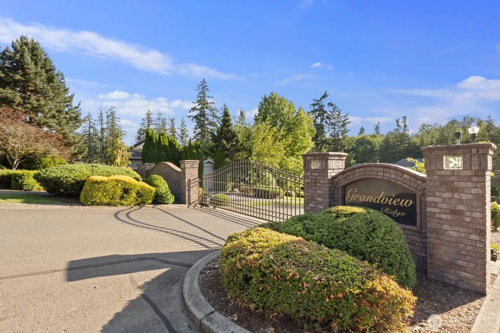 2412 173rd Avenue Ct E Lake Tapps WA 98391