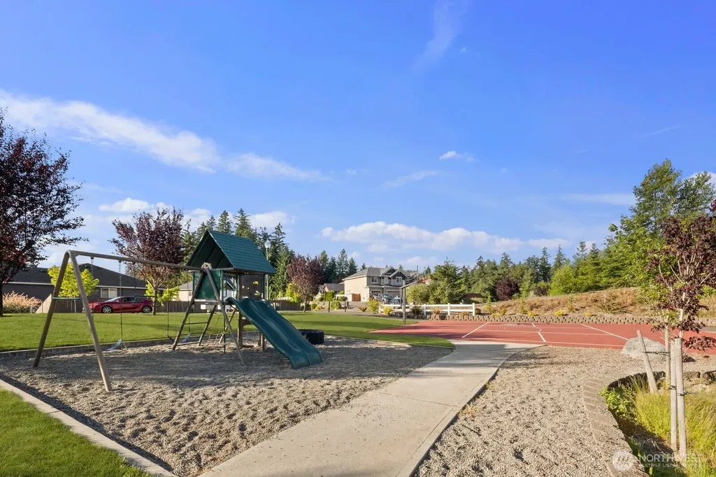 2412 173rd Avenue Ct E Lake Tapps WA 98391
