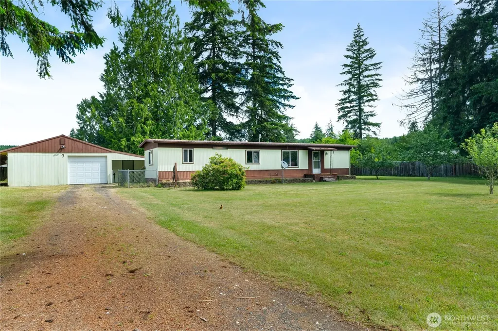 7 N Rosemary Lane Elma WA 98541
