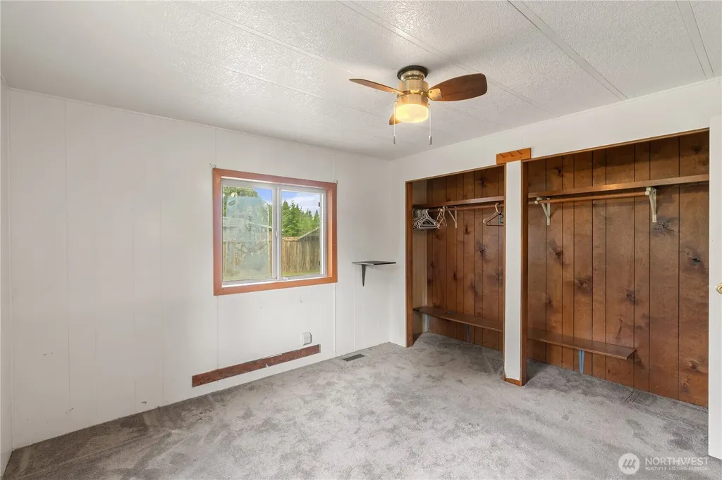 7 N Rosemary Lane Elma WA 98541