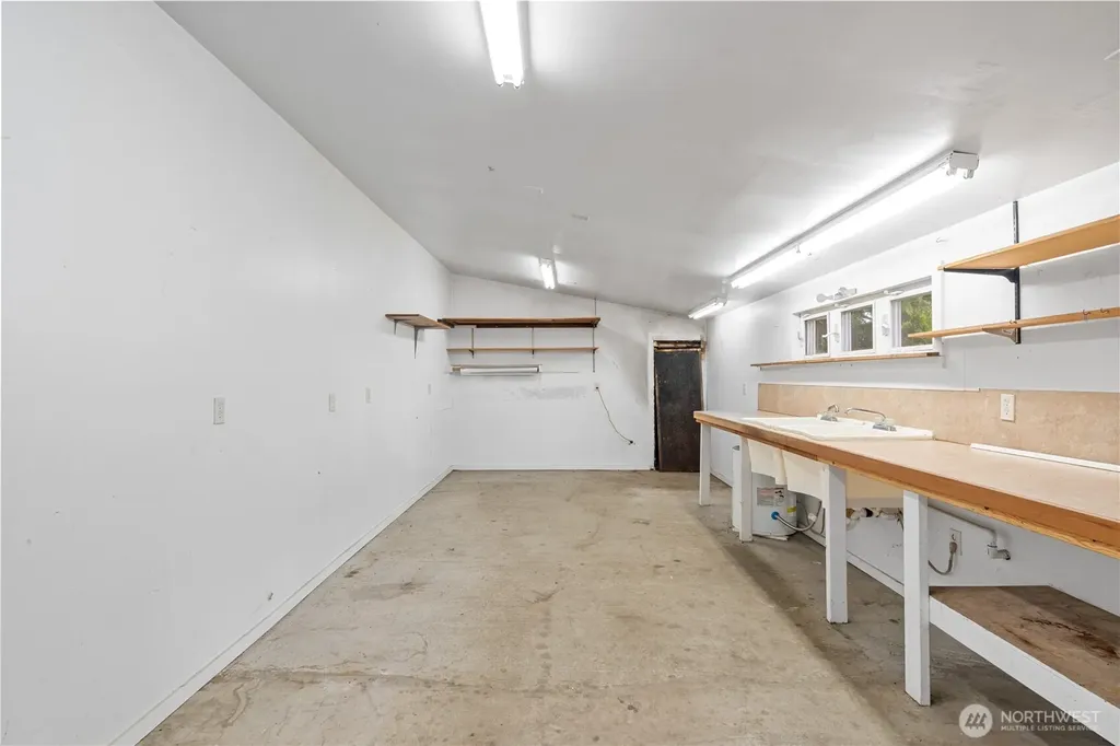 7 N Rosemary Lane Elma WA 98541