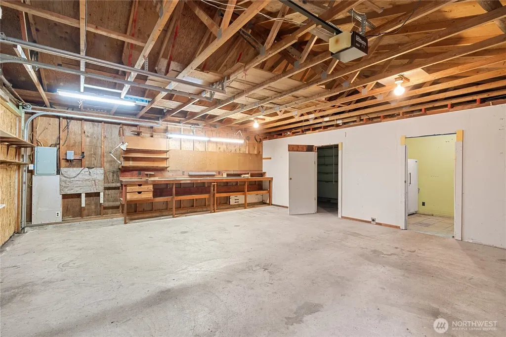 7 N Rosemary Lane Elma WA 98541